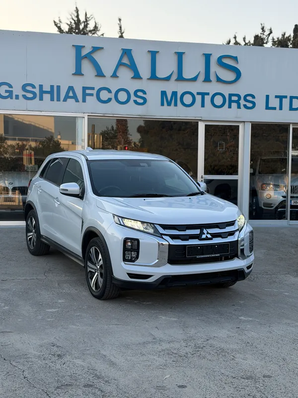 Mitsubishi RVR 2023