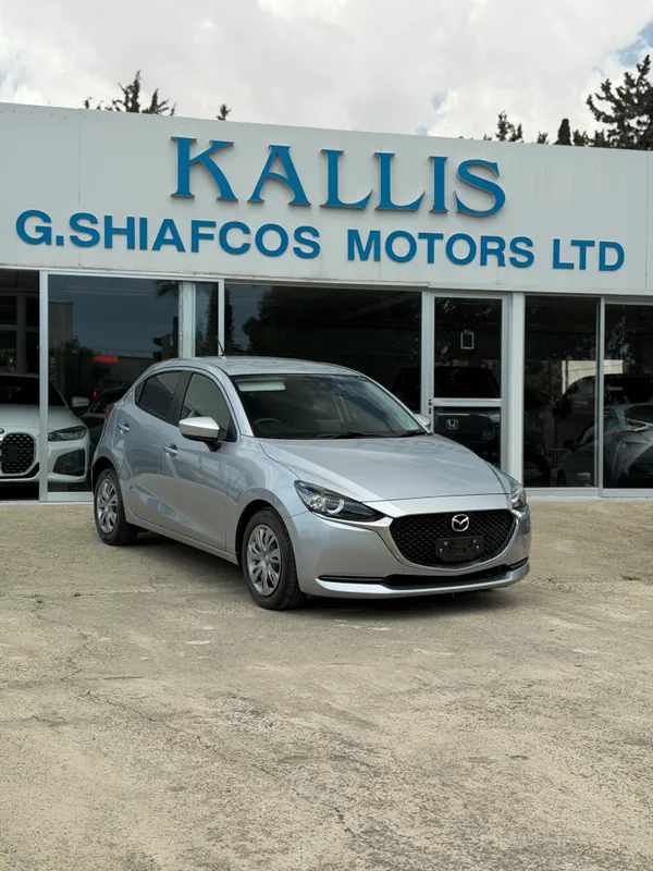 Mazda Mazda2 2022