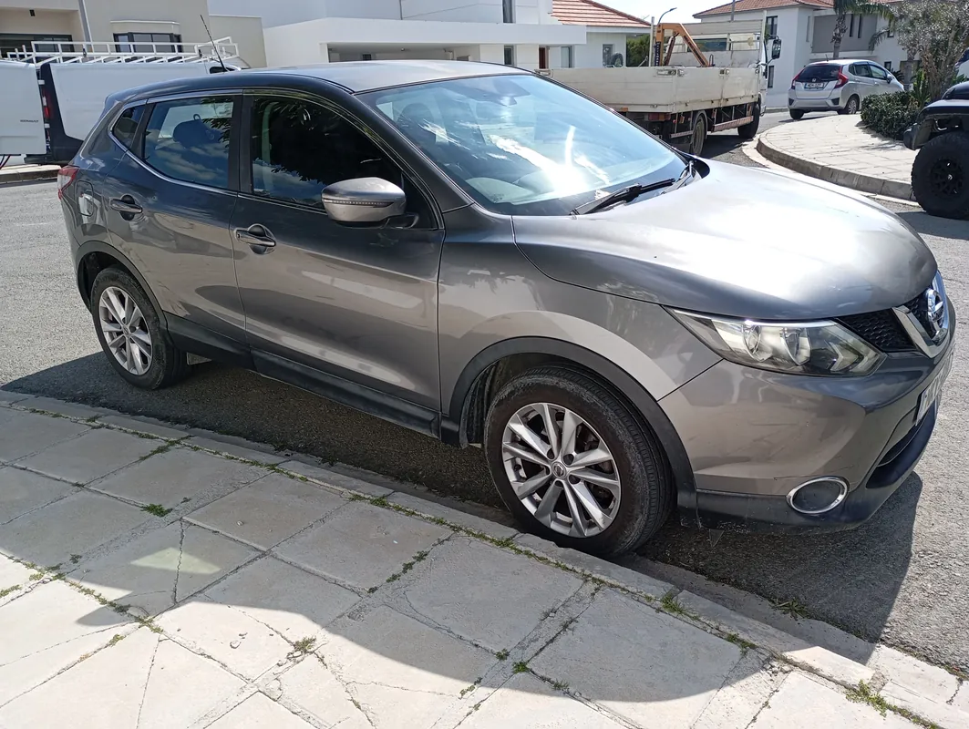 Nissan Qashqai 2015