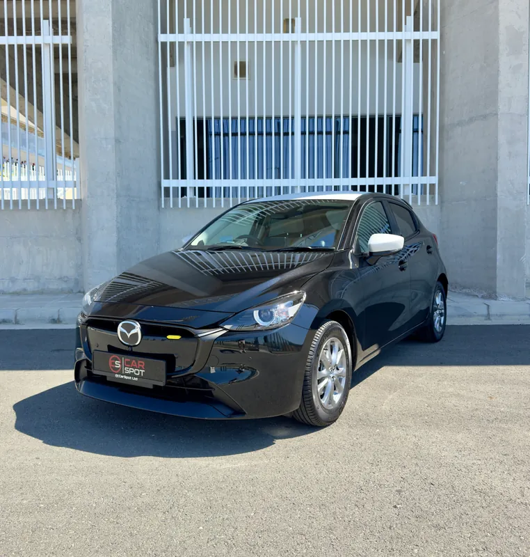 Mazda Mazda2 2023