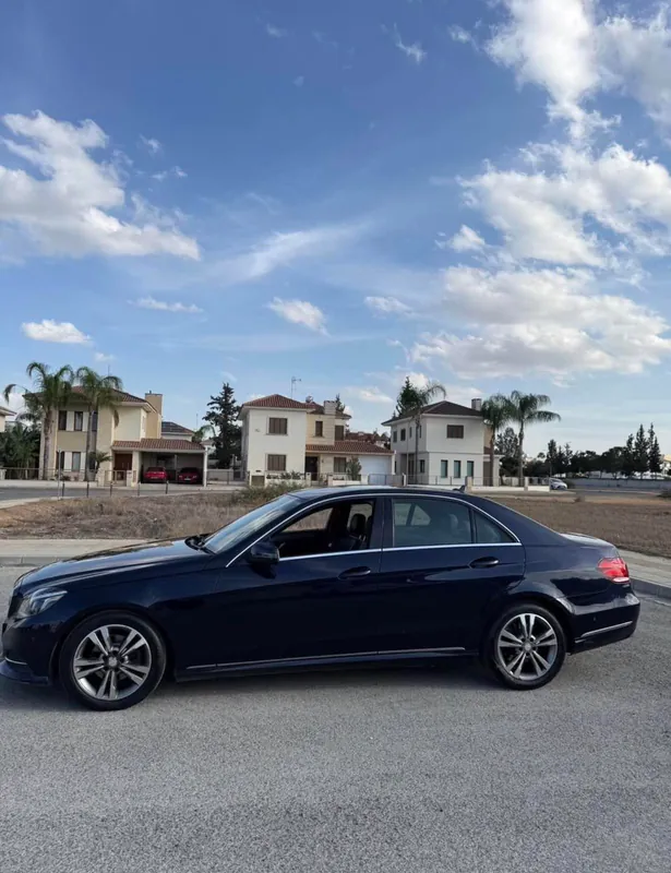 Mercedes-Benz 220 2015