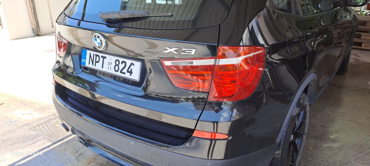 BMW X3 2011