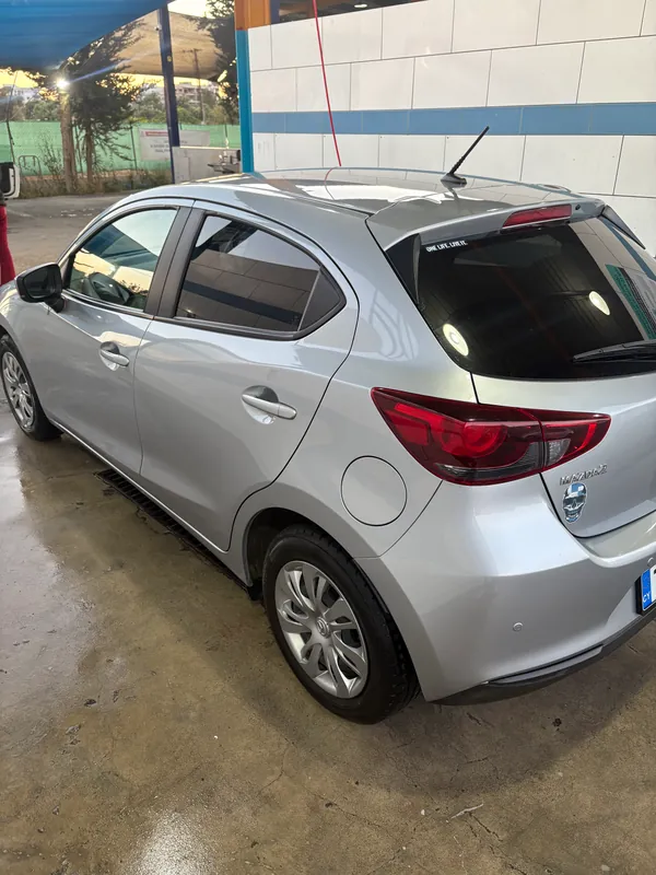 Mazda Mazda2 2022