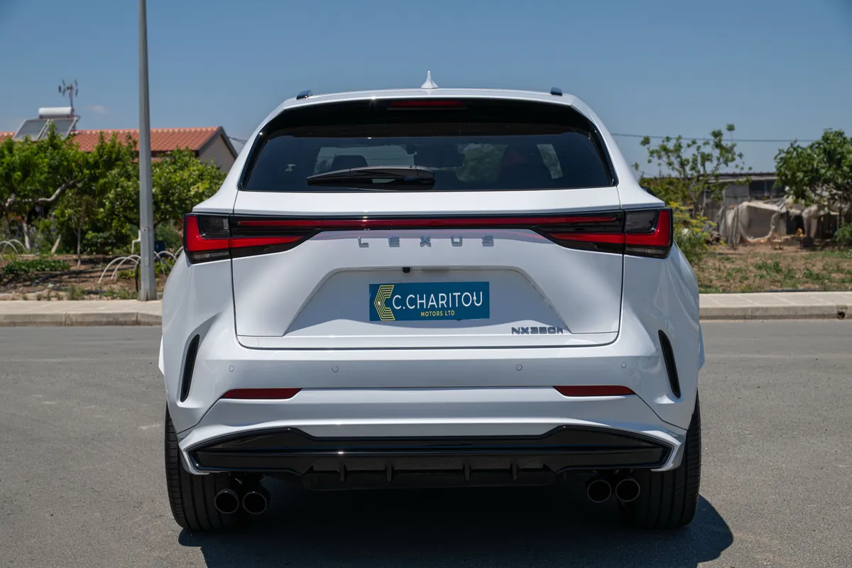 Lexus NX 2022