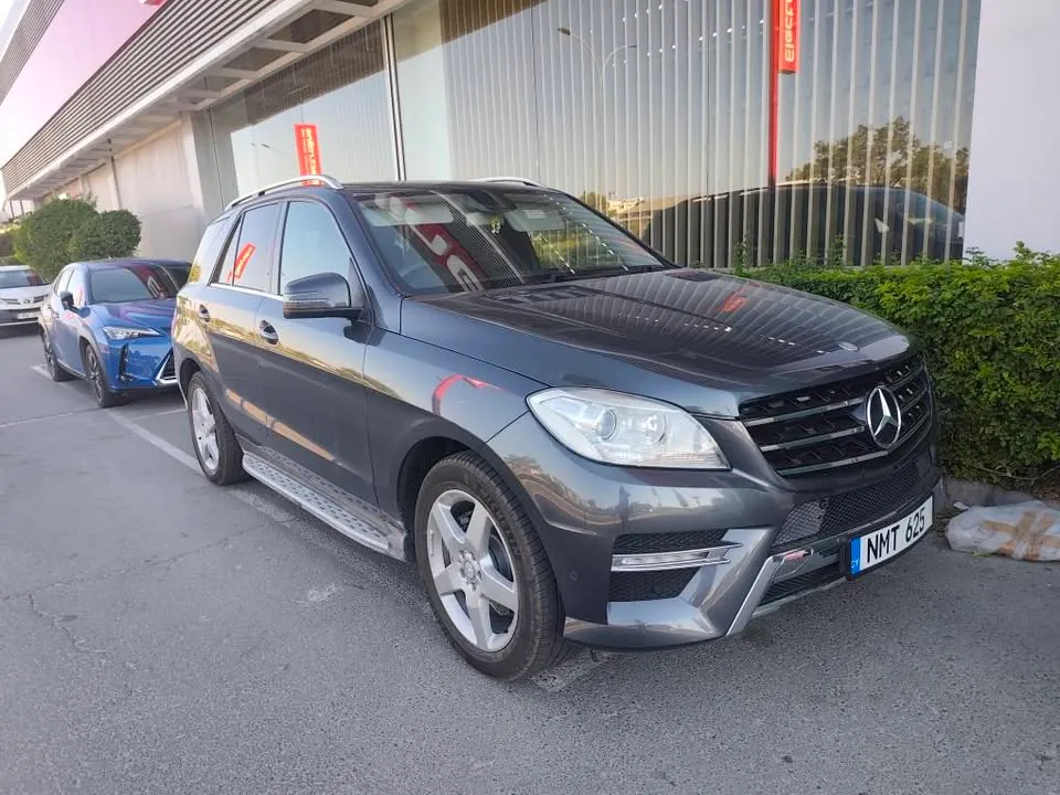 Mercedes-Benz M Class 2012