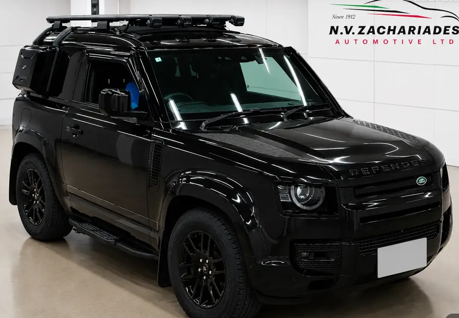 Land Rover Defender 90 2023