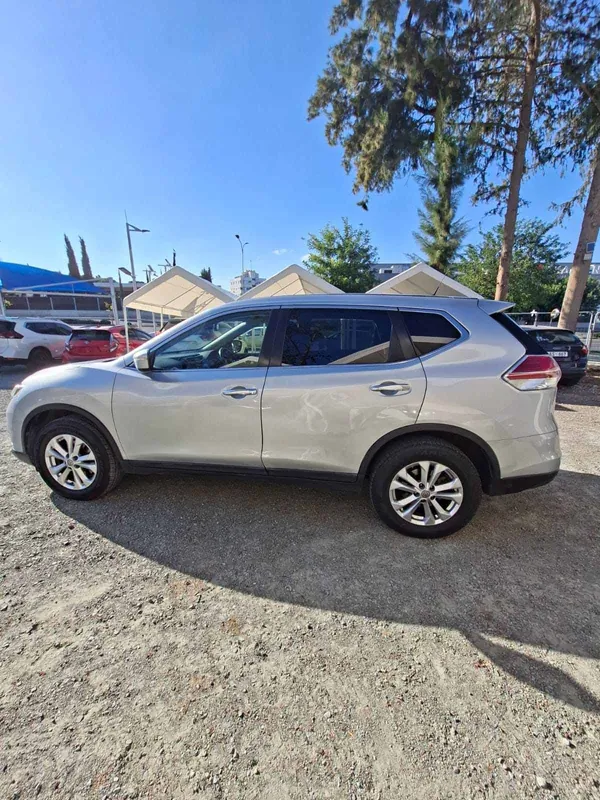 Nissan X-Trail 2015
