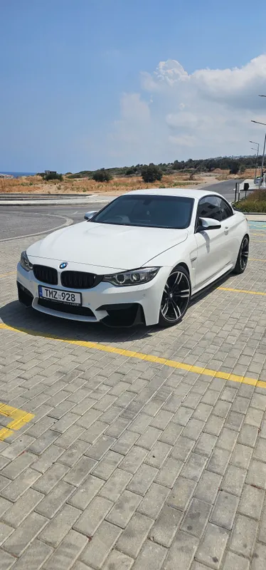 BMW M4 2015