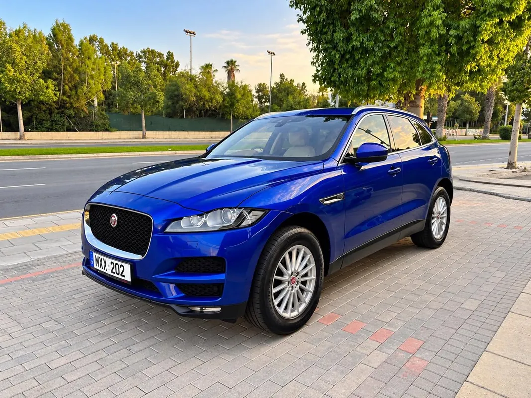 Jaguar F-PACE 2017