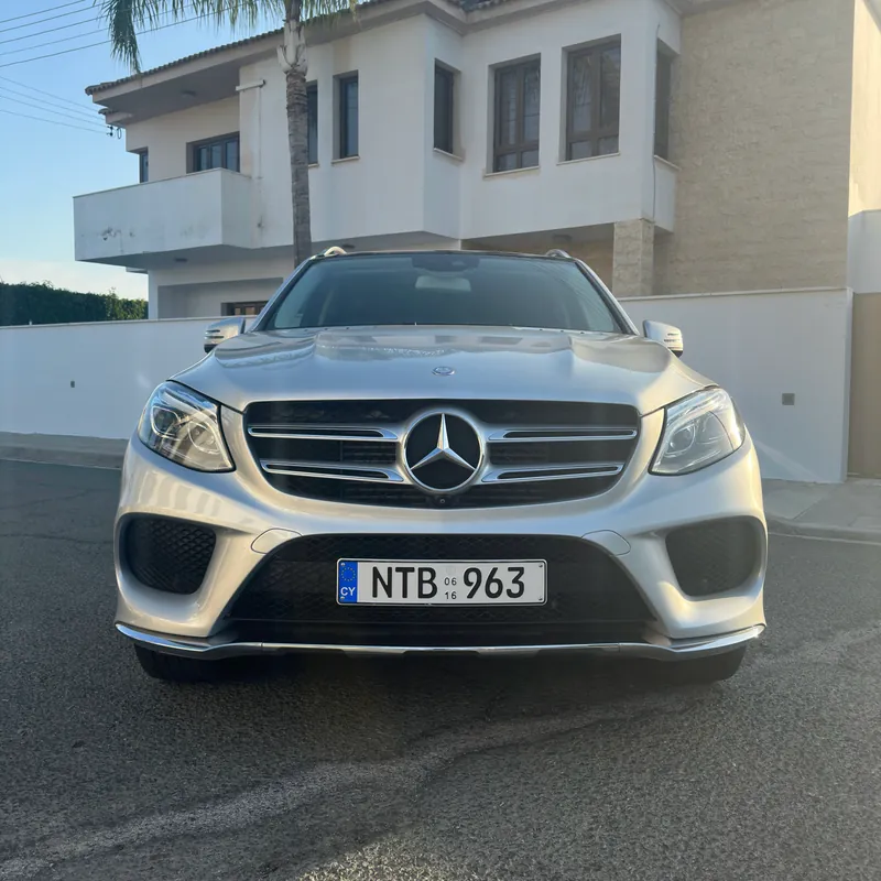 Mercedes-Benz GLE 2016