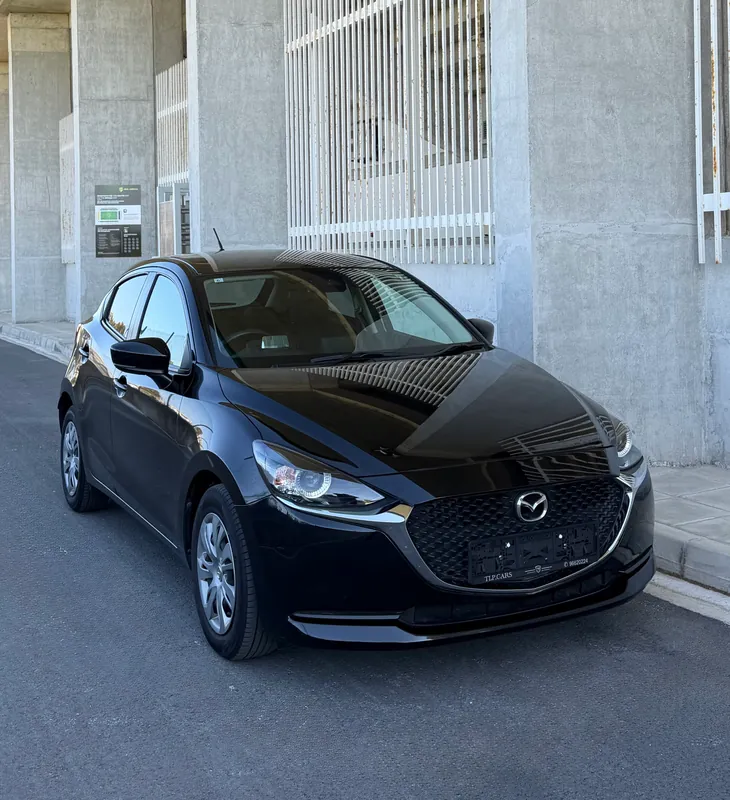 Mazda Mazda2 2021